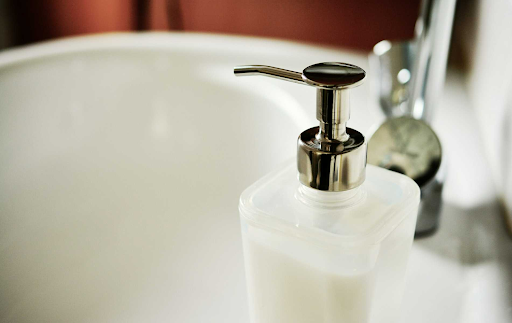 A Guide to Non-toxic Liquid Hand Soap